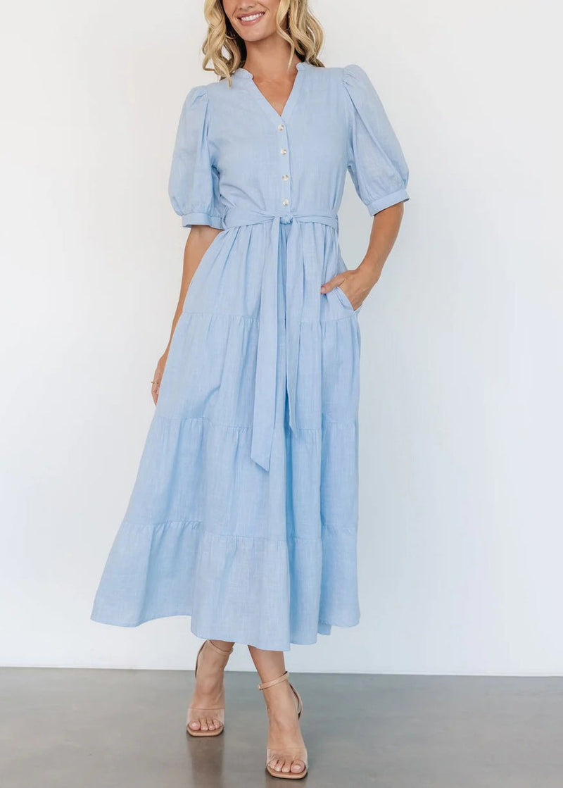 Gracefully Styled Dress for Any Occasion