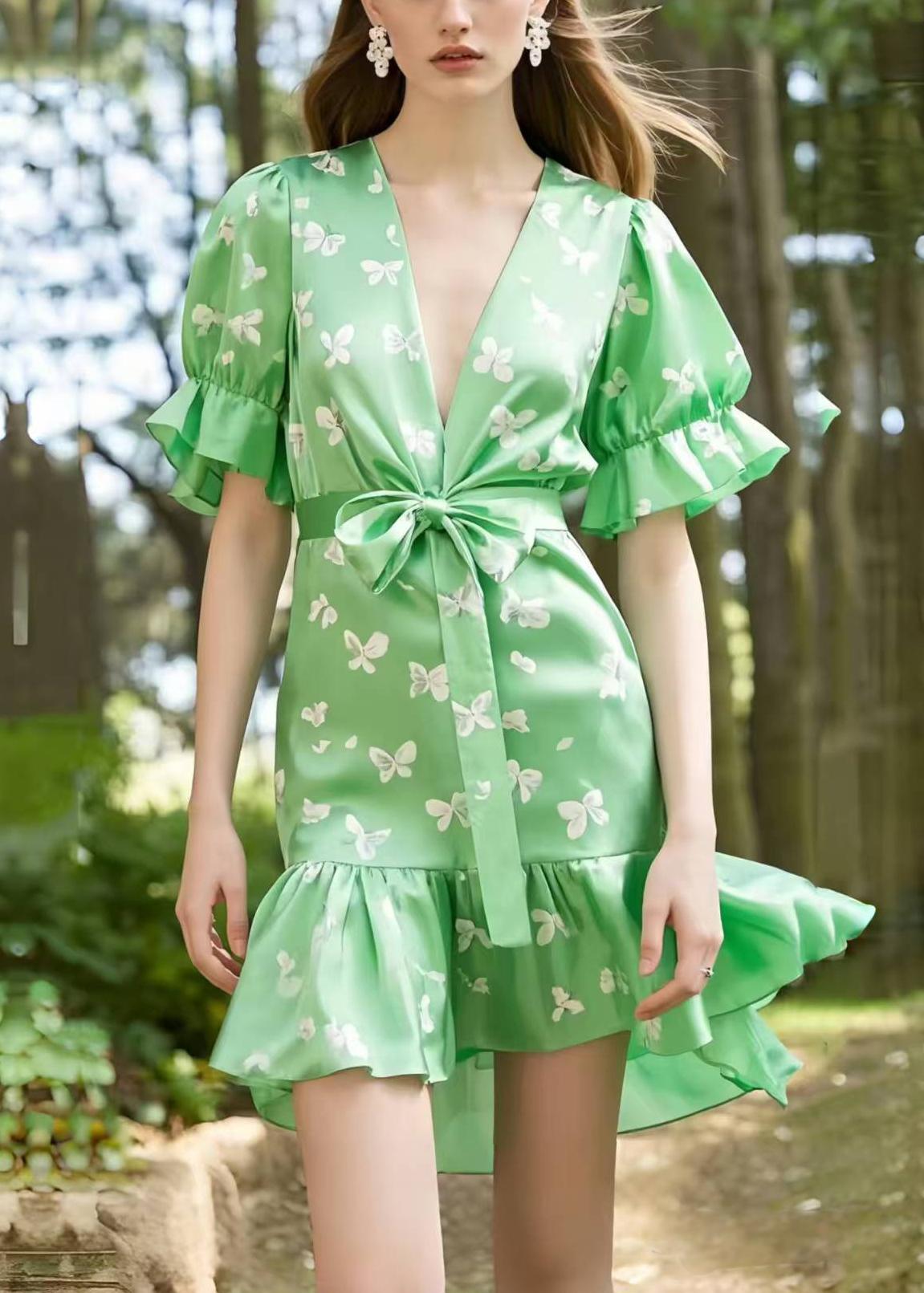 Classic Vintage & Enduringly Stylish Dress