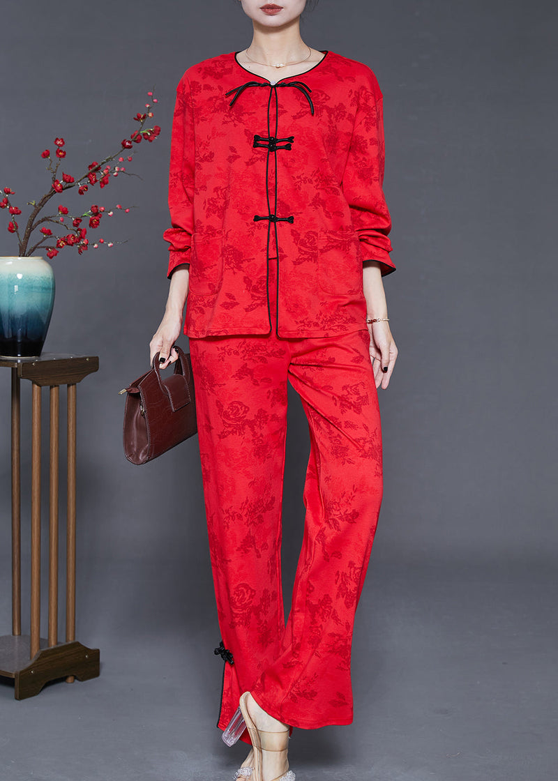 Sophisticated Garment with a Clean Classic Look