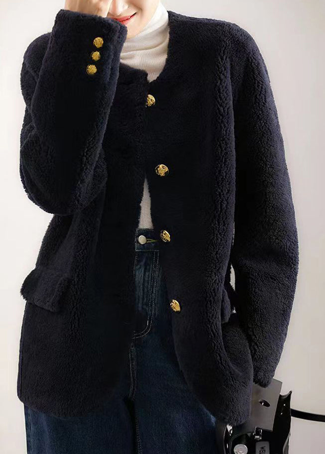 Classic Vintage Coat with a Flattering Fit