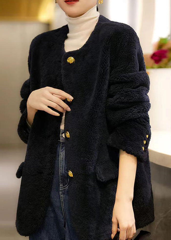 Classic Vintage Coat with a Flattering Fit
