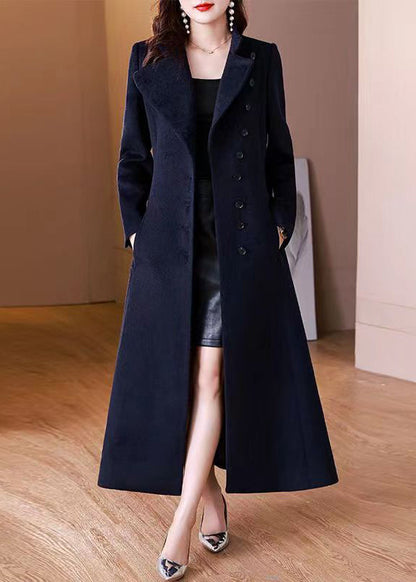 Gracefully Styled Coat for Any Occasion