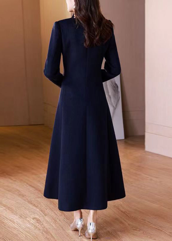 Gracefully Styled Coat for Any Occasion