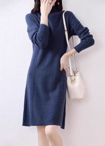 Well Tailored Sweater with a Graceful Silhouette