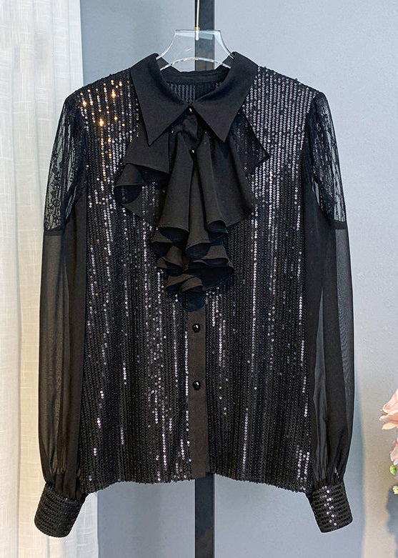 Classic Vintage Blouse with a Flattering Fit