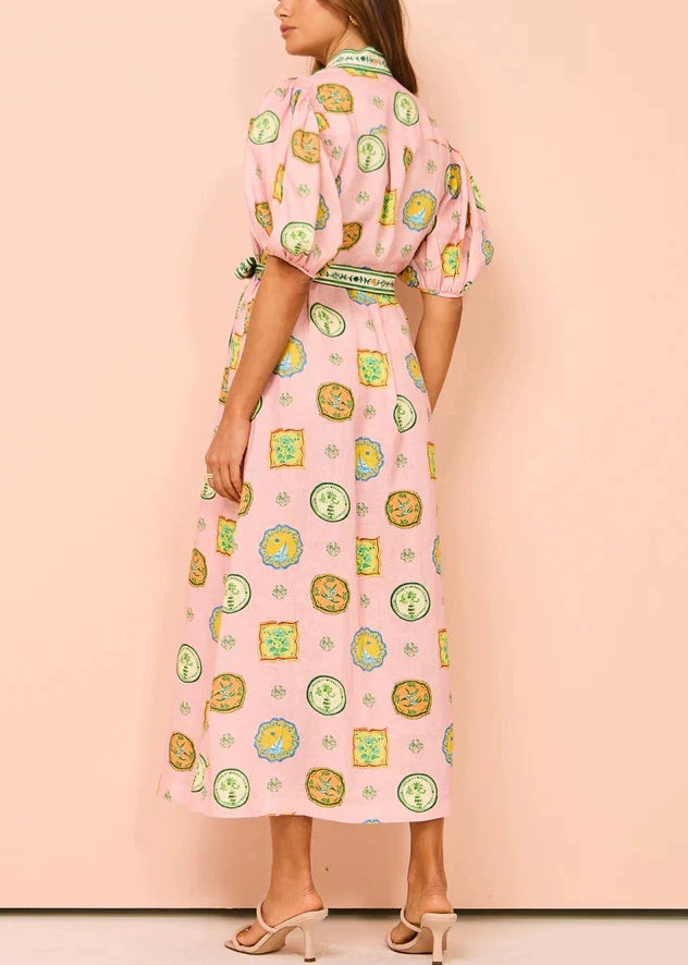 Beautifully Crafted Blouse in a Classic Style
