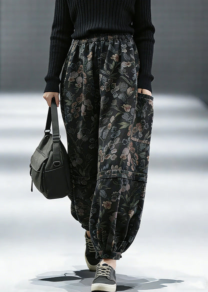 Well Tailored Pants with a Graceful Silhouette