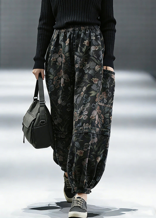 Well Tailored Pants with a Graceful Silhouette