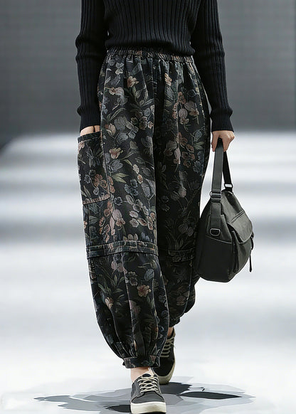 Well Tailored Pants with a Graceful Silhouette