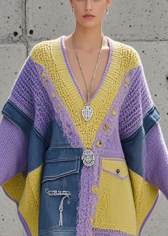 Well Tailored Sweater with a Graceful Silhouette