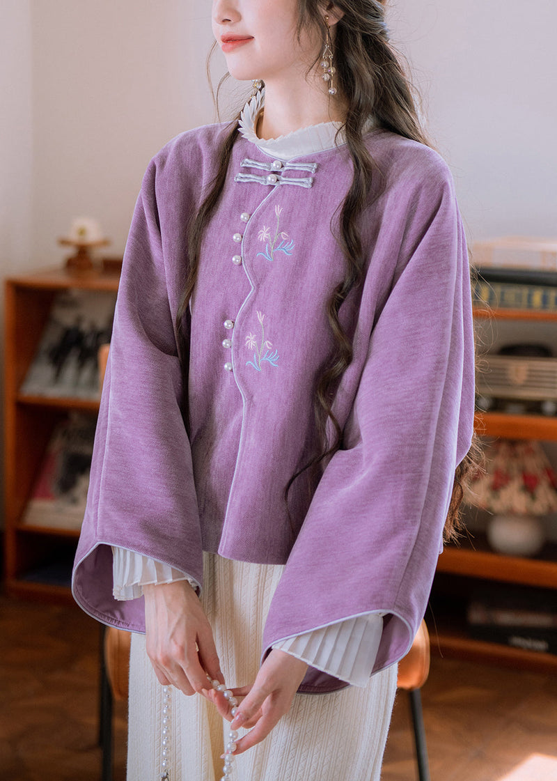 Gracefully Styled Coat for Any Occasion