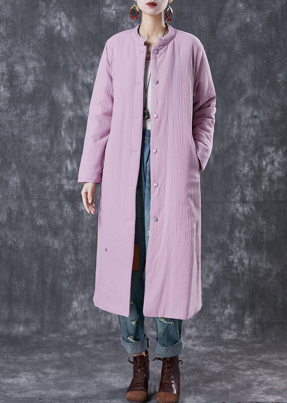 Well Tailored Coat with a Graceful Silhouette