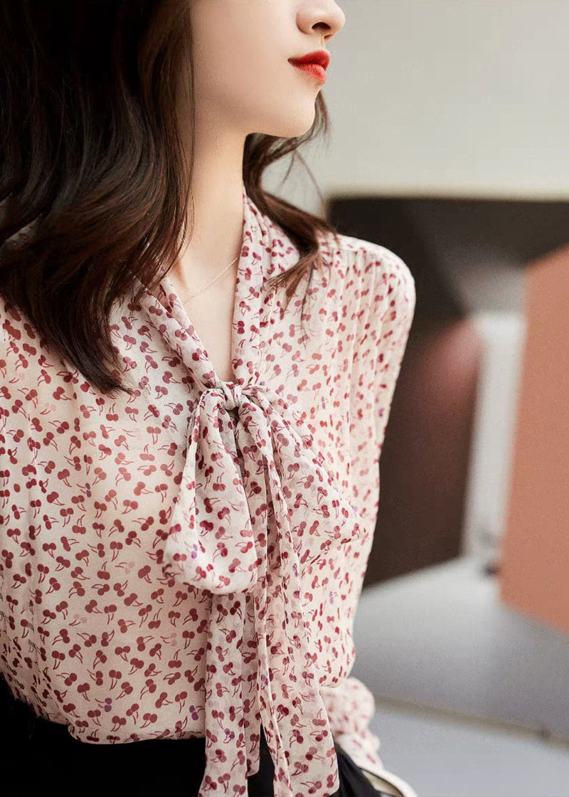 Beautifully Finished Top in a Timeless Design
