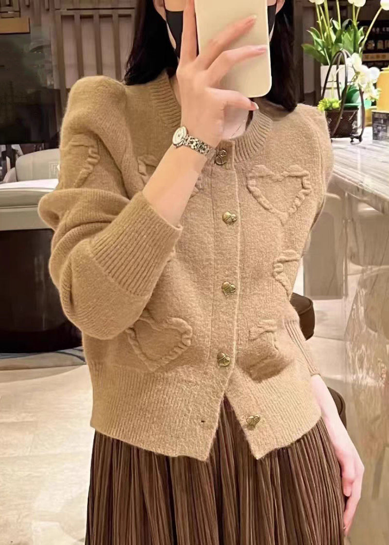 Classic Vintage Cardigan with a Flattering Fit