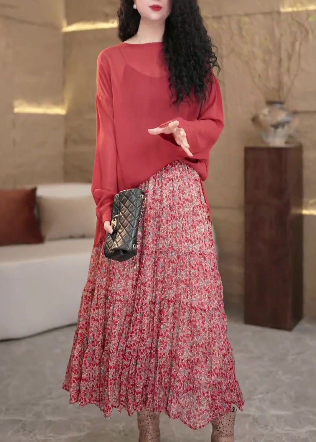 Classic Vintage & Enduringly Stylish Dress