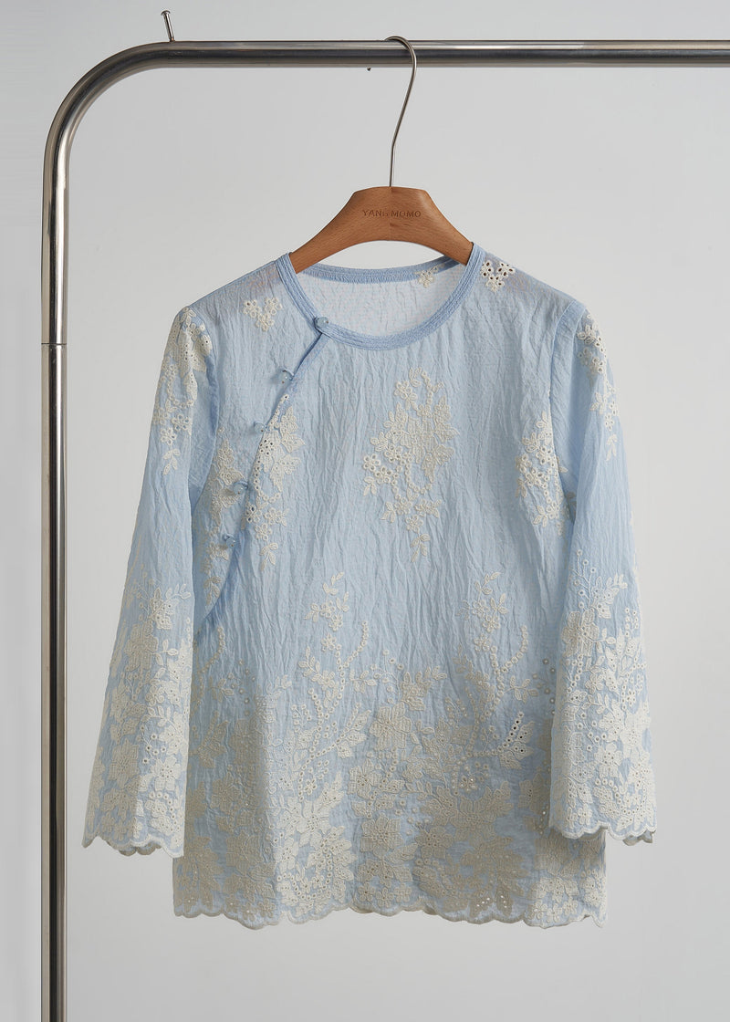 A Vintage Style Top with Delicate Timeless Details