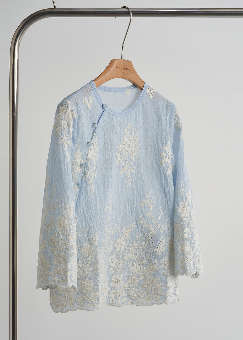 A Vintage Style Top with Delicate Timeless Details
