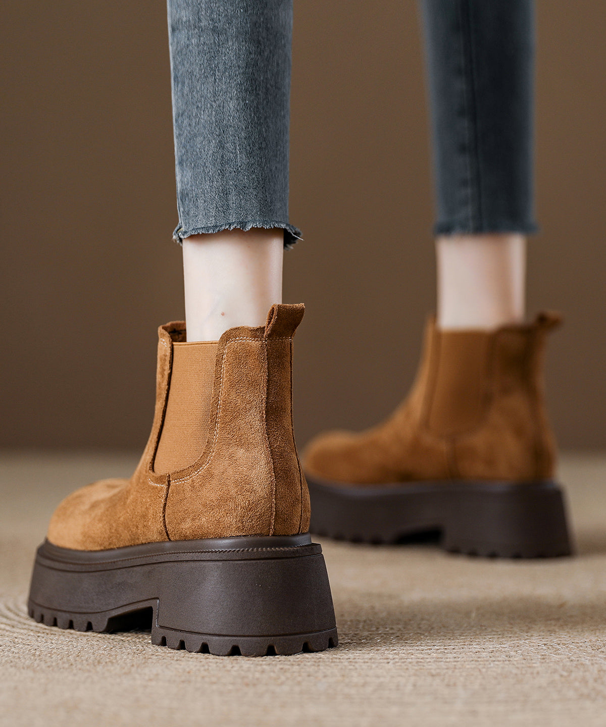 Graceful Orthopedic Boots for Modern Look