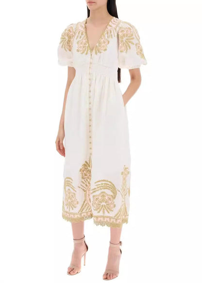 Beautifully Finished Dress in a Timeless Design