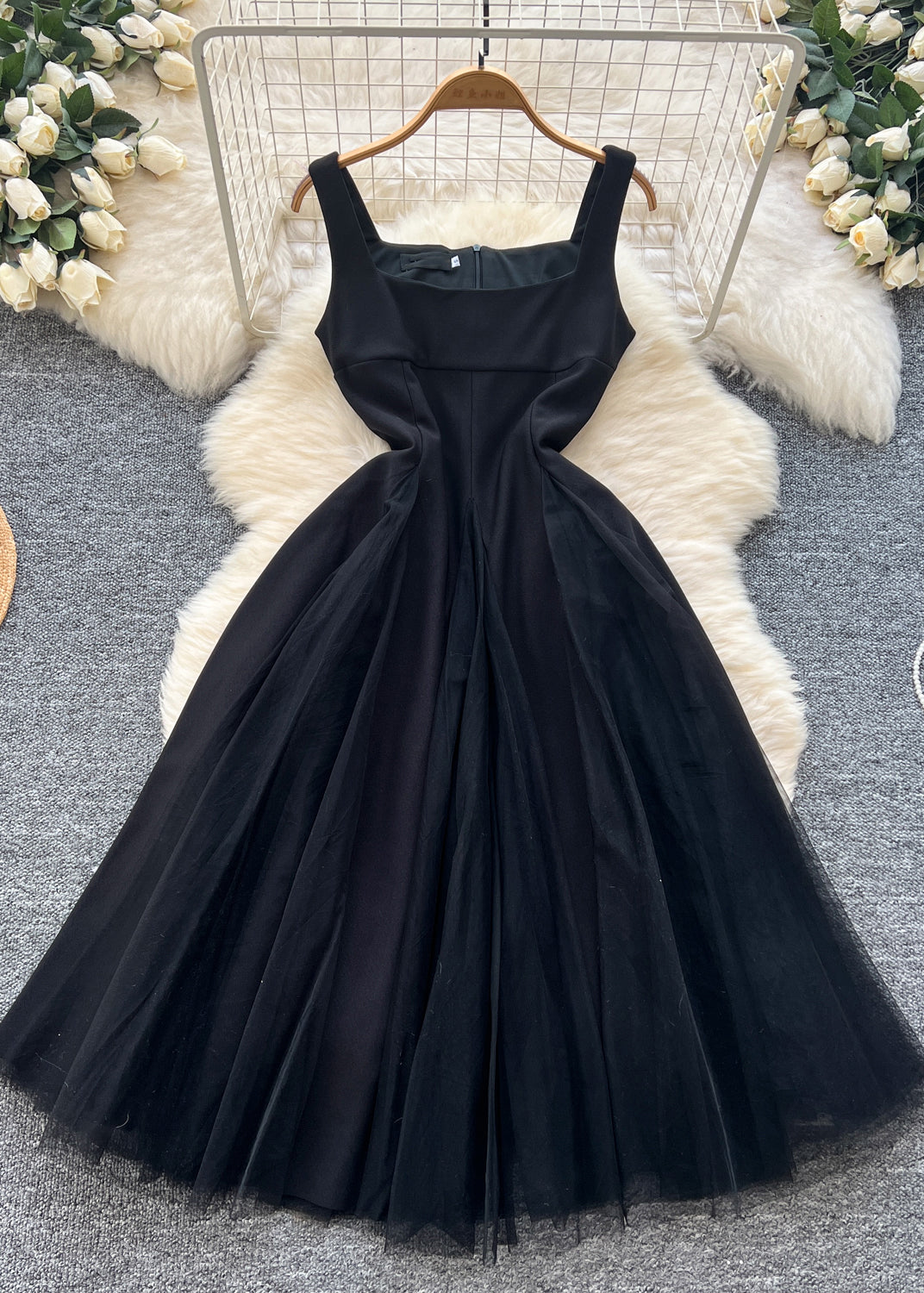 Classic Vintage Dress with a Flattering Fit