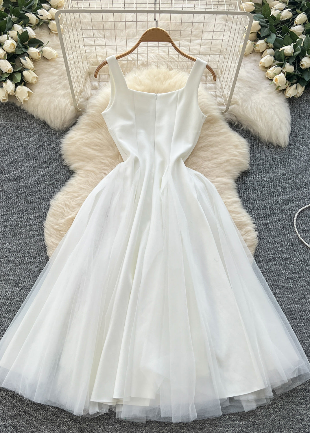 Classic Vintage Dress with a Flattering Fit