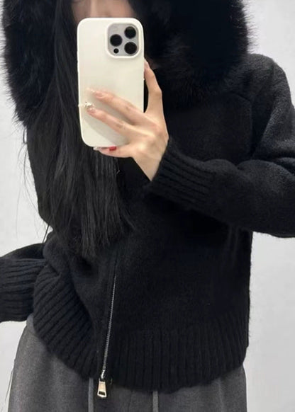 Well Tailored Coat with a Graceful Silhouette