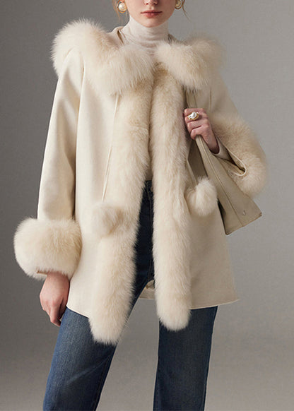 Elegantly Styled Coat for Everyday Wear