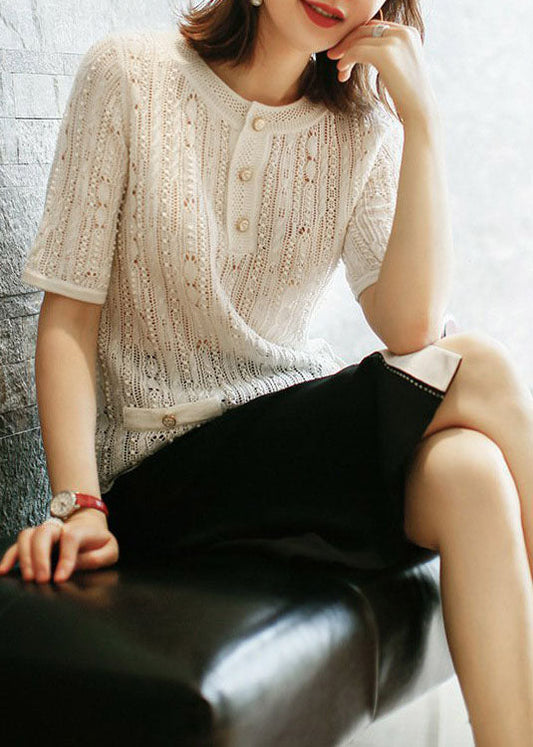 Well Tailored Shirt with a Graceful Silhouette