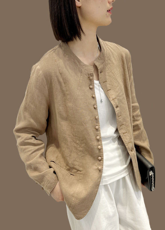 Effortlessly Elegant Coat with a Timeless Design