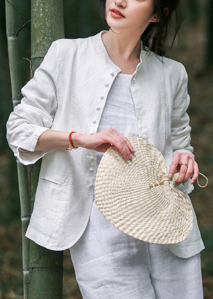 Effortlessly Elegant Coat with a Timeless Design