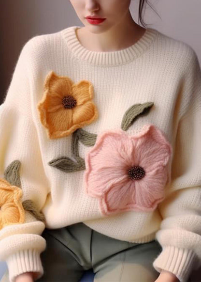 Effortlessly Elegant Sweater with a Timeless Design