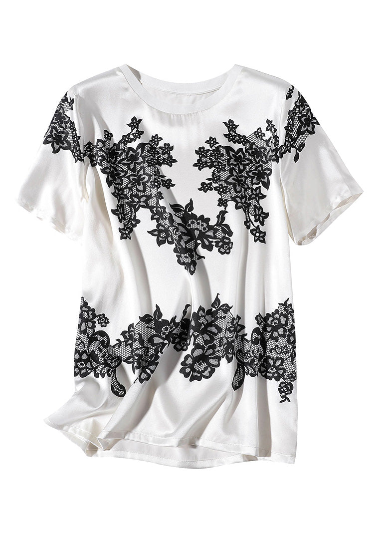 Classic Vintage Shirt with a Flattering Fit
