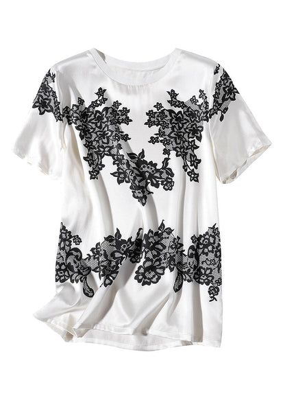 Classic Vintage Shirt with a Flattering Fit