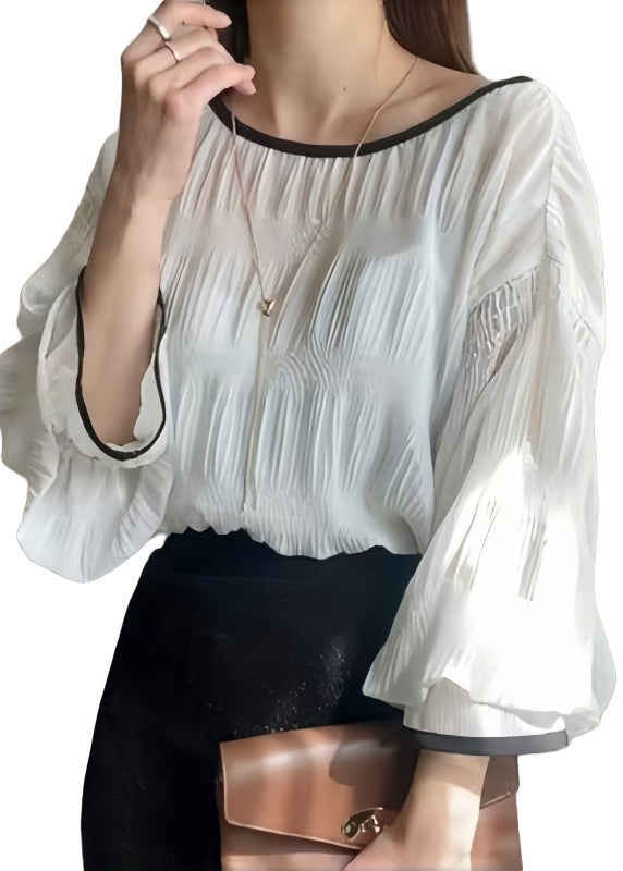 Effortlessly Elegant Shirt with a Timeless Design