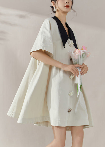 Well Tailored Dress with a Graceful Silhouette