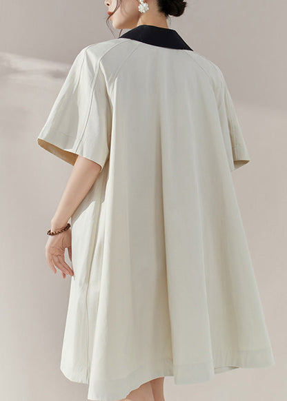 Well Tailored Dress with a Graceful Silhouette