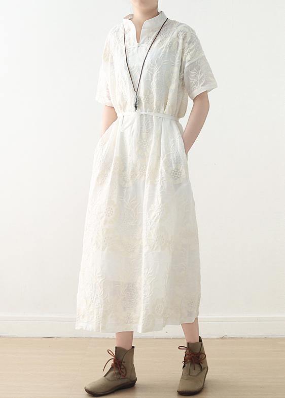 Beautifully Finished Dress in a Timeless Design