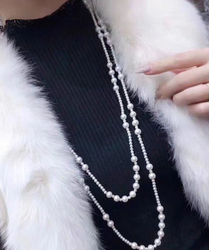 Classic Silver Necklace with Timeless Appeal