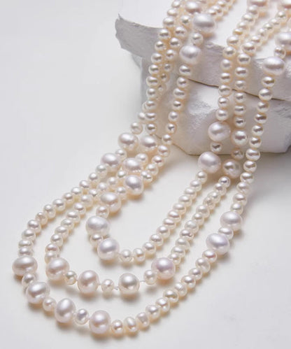 Classic Silver Necklace with Timeless Appeal
