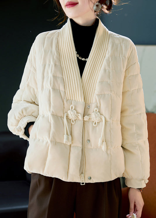 Effortlessly Elegant Jacket with a Timeless Design