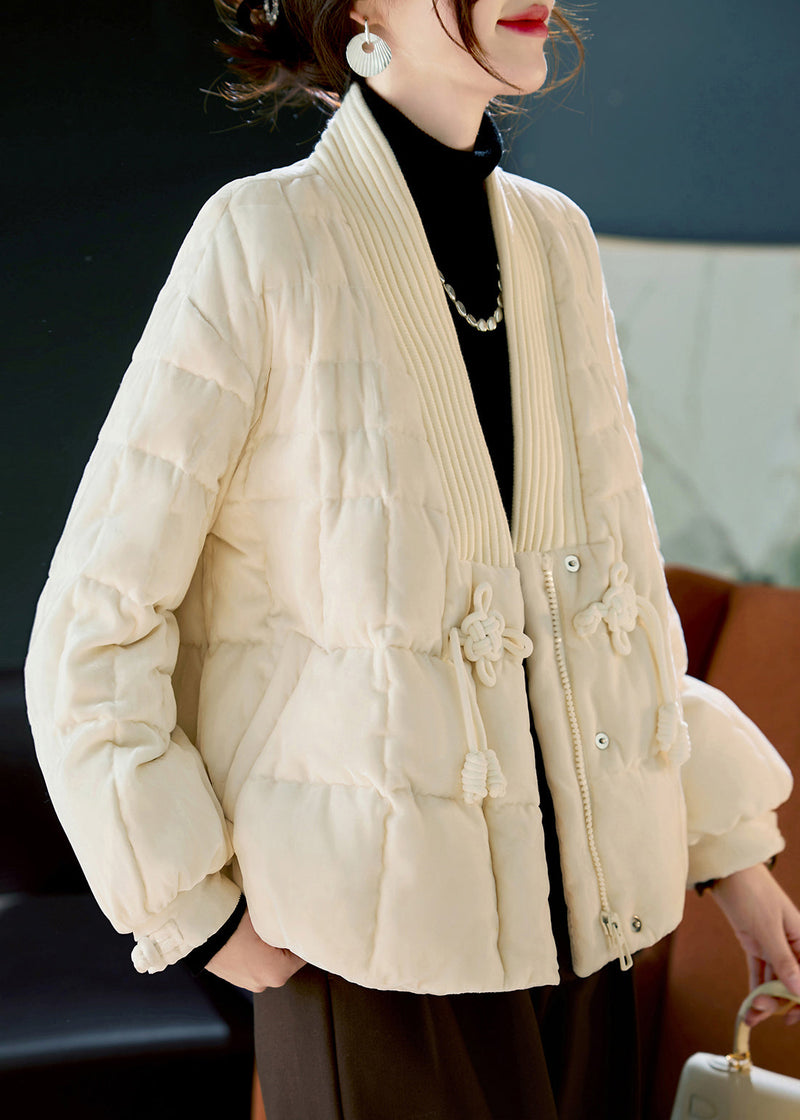 Effortlessly Elegant Jacket with a Timeless Design