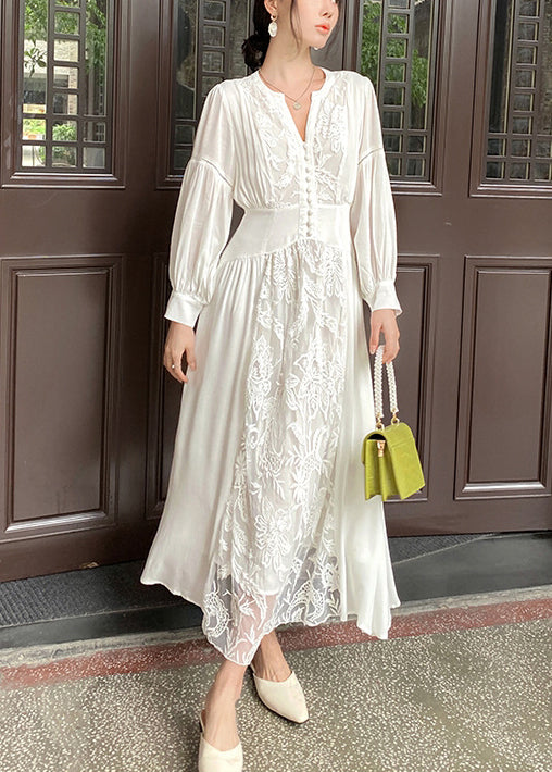 Beautifully Crafted Dress in a Classic Style