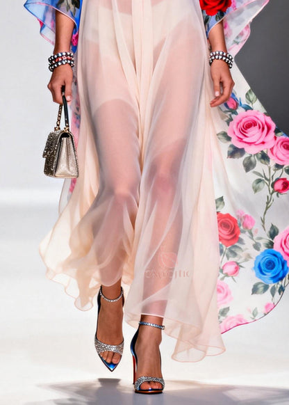 Well Tailored Dress with a Graceful Silhouette