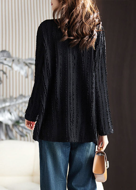 Well Tailored Top with a Graceful Silhouette