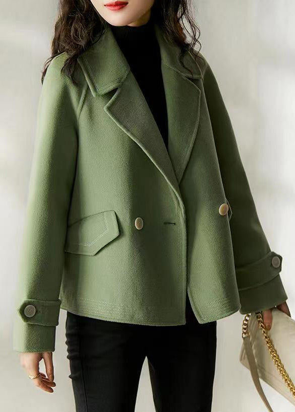 Classic Vintage & Enduringly Stylish Coat