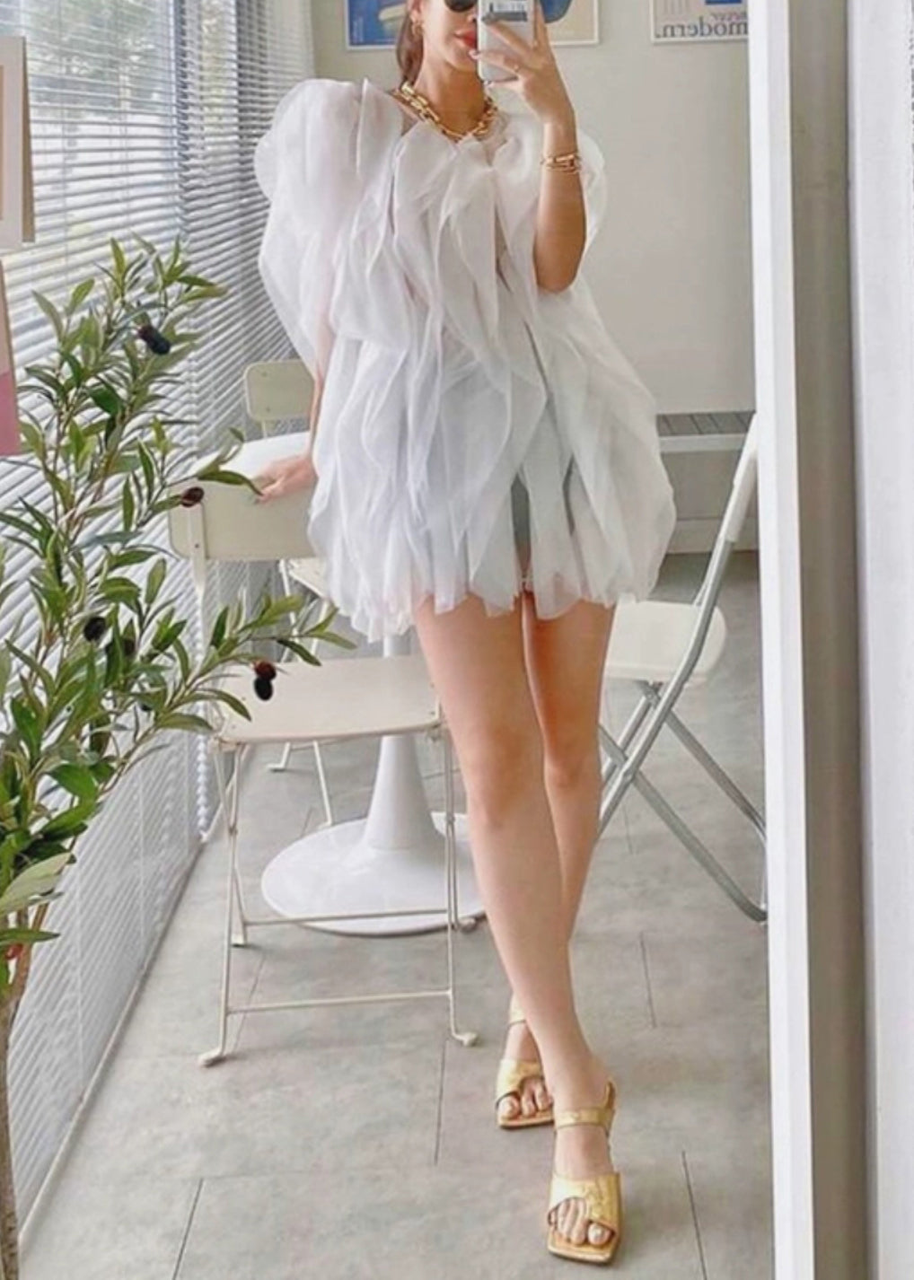 Beautifully Crafted Dress in a Classic Style