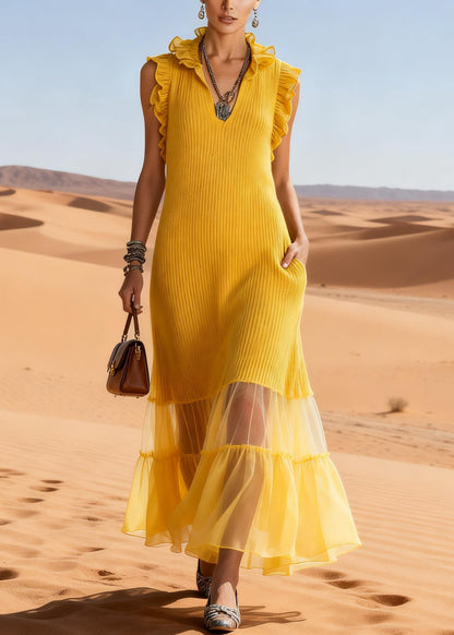 Well Tailored Sweater with a Graceful Silhouette