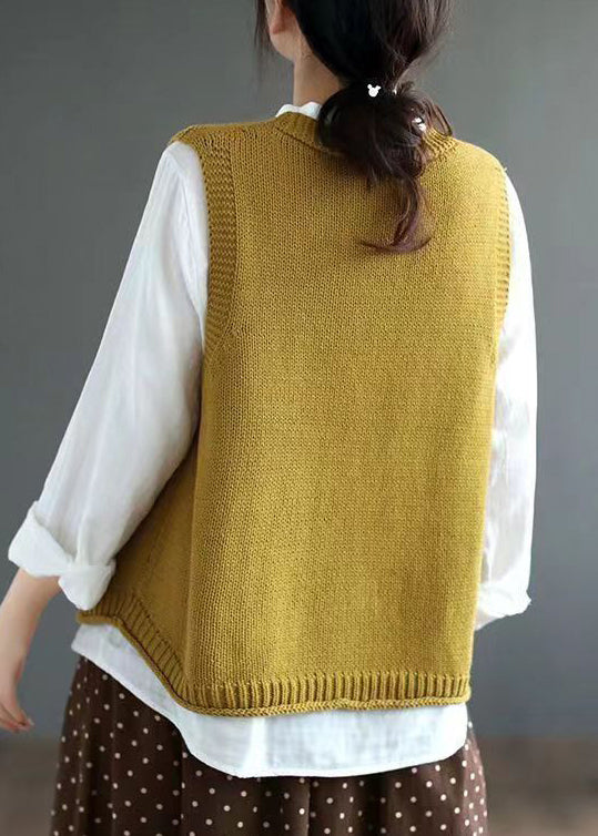 Gracefully Styled Coat for Any Occasion
