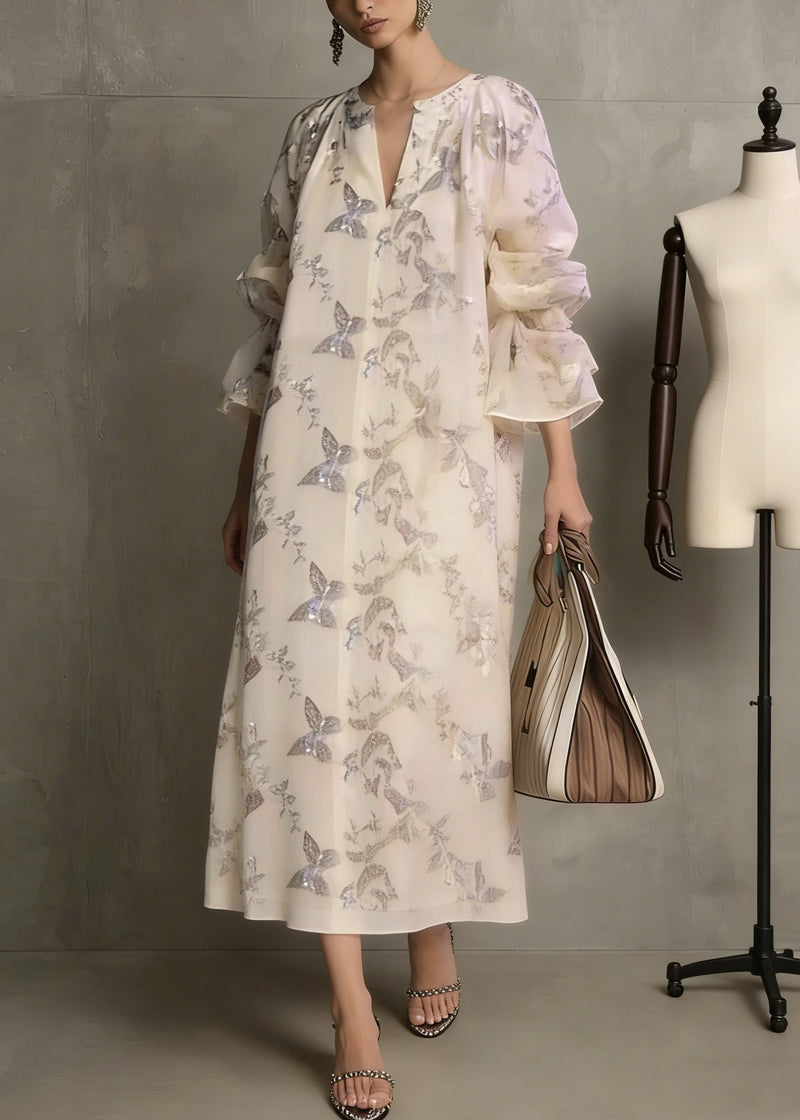 Beautifully Finished Dress in a Timeless Design