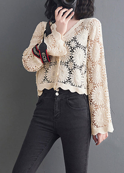 Polished Top with an Effortless Classic Look